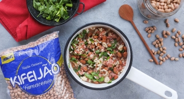 Imagem Dupla ideal, arroz e feijão somam nutrientes essenciais para organismo