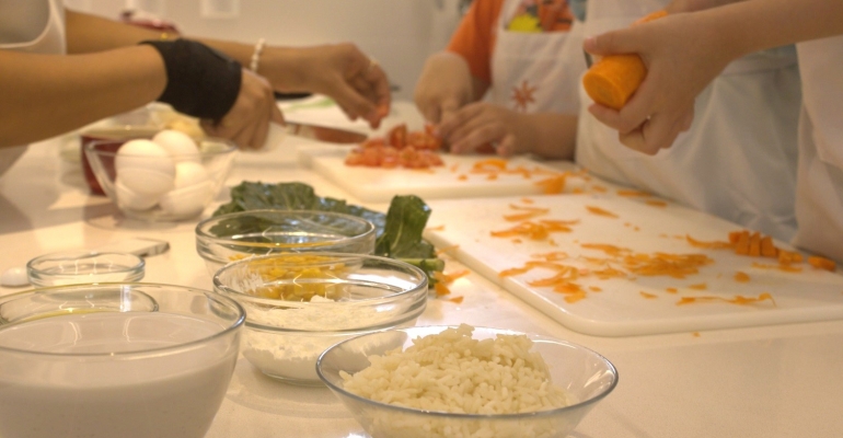 Dia das Crianças: hábitos alimentares saudáveis contribuem no desenvolvimento infantil